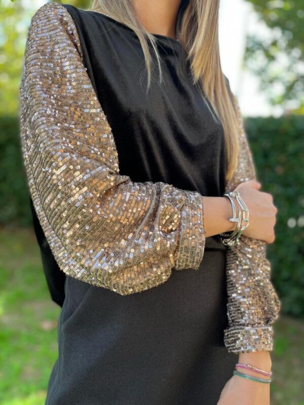 Victor Hugo - two-tone blouse in black velvet with caramel sequin sleeves - Image 5