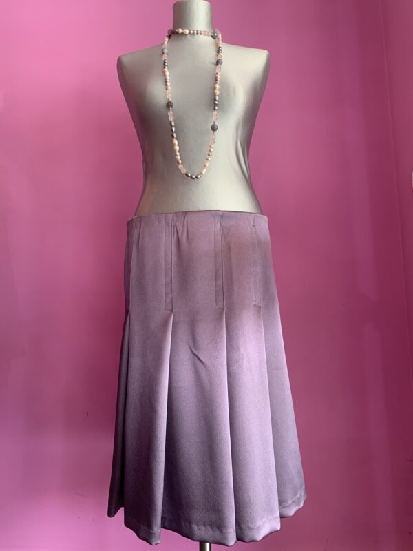 George Orwell - pleated skirt in lilac satin - Image 2