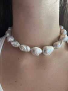 Chocker baroque cultured pearls