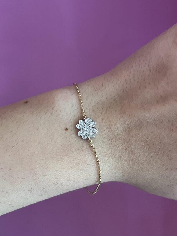 18kt gold bracelet with diamond four-leaf clover - Image 3