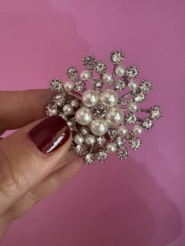 white brooch 4