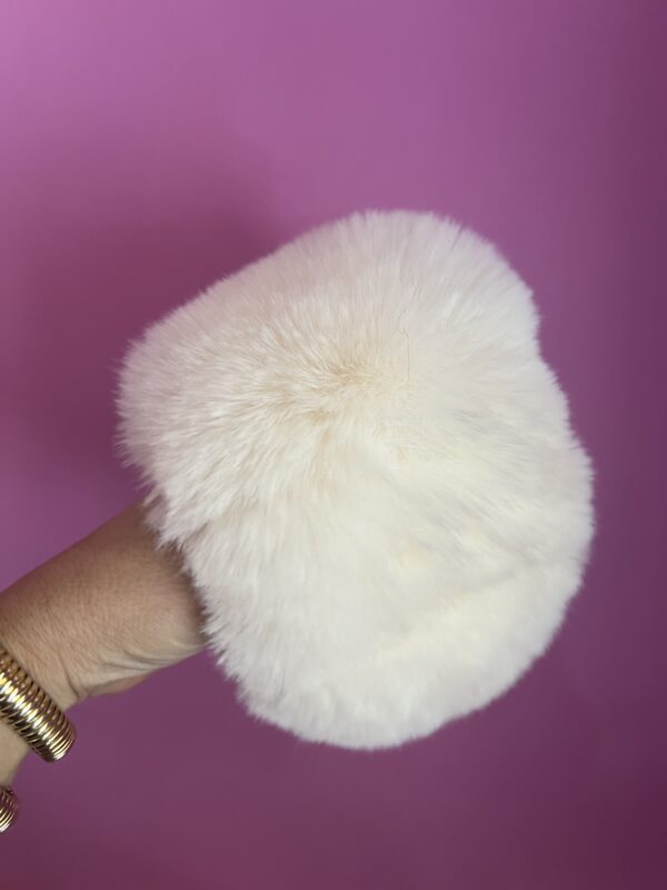 INDISPENSABILI - elasticated IVORY faux fur cuffs - Image 7