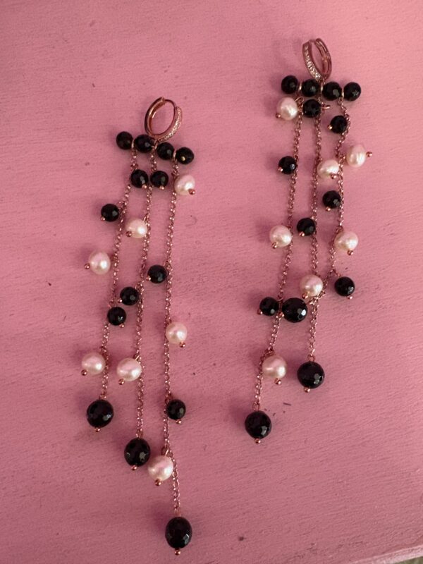 chandelier -Earrings rosé with onyx and cultured pearls - Image 9