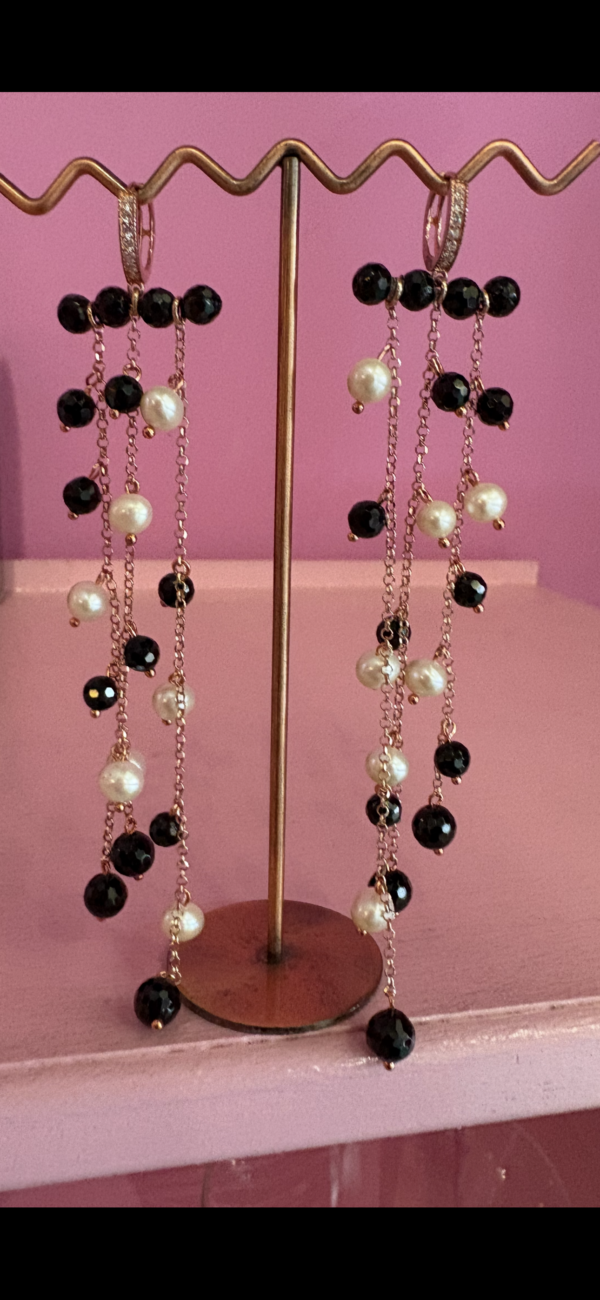 chandelier -Earrings rosé with onyx and cultured pearls - Image 6